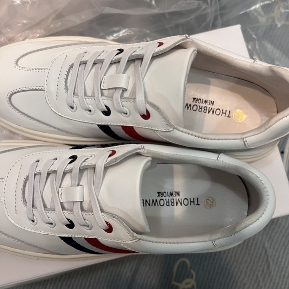 male White classic Size 42 Shoes Thom Browne - Picture 7 of 7